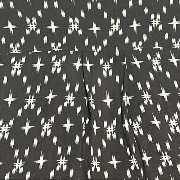 Cloth & Stone Women's Blouse Top Kasuri Hipster Star Print Black White Large - Picture 4 of 14